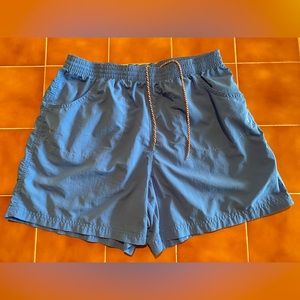 Columbia Shorts Women’s Size Medium